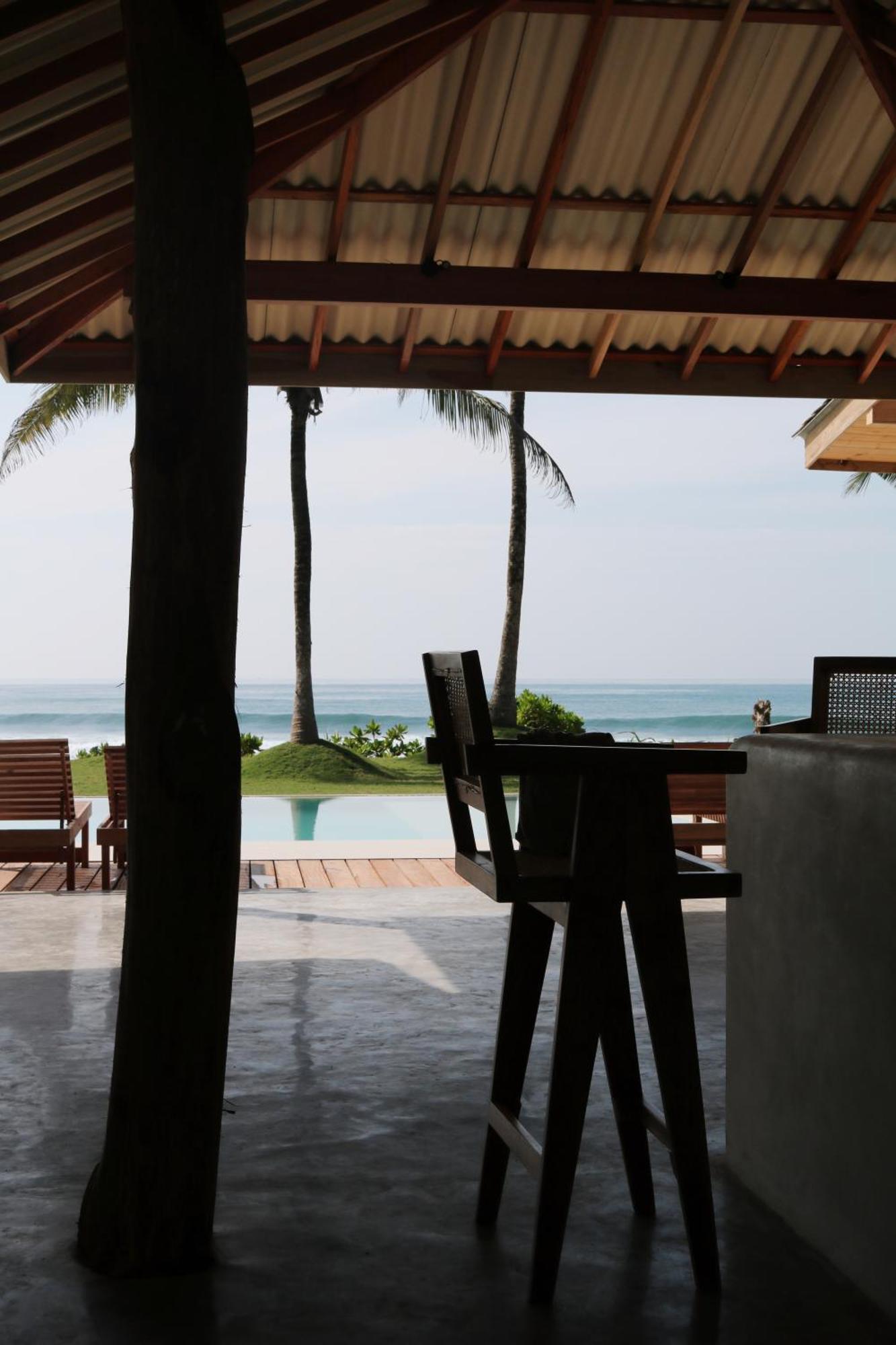 Hotel Swell Shacks à Matara Extérieur photo