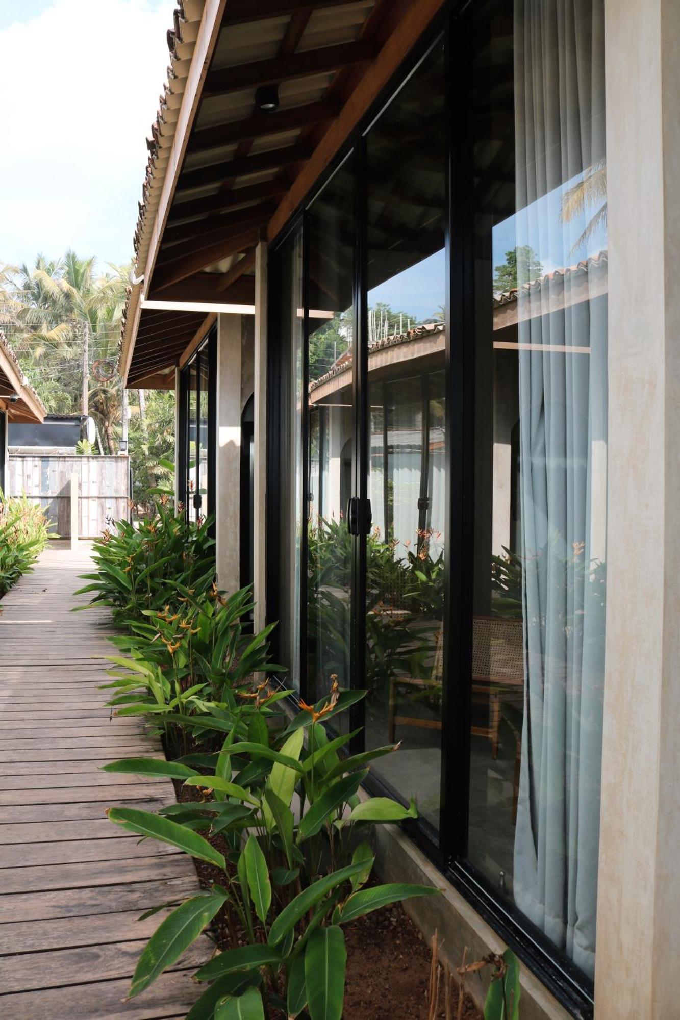 Hotel Swell Shacks à Matara Extérieur photo
